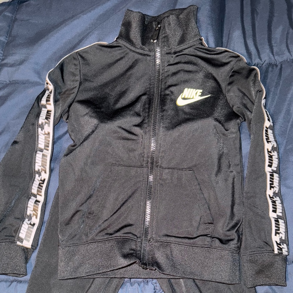 Nike track suit
